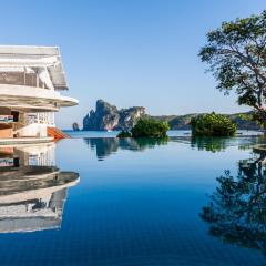 PP Charlie Beach Resort