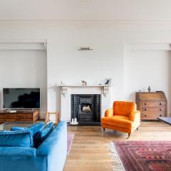 Apt 2, 2 Driffield Terrace Bright & Spacious 2-Bed Apartment in York Pass The Keys