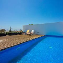 ELEGANTE Y SOFISTICADA VILLA DE 5 HABITACIONES