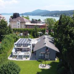 Velden - Villa right in the center with private parking