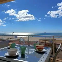 Appartement T2, 2 a 4 Personnes avec une Vue sur Mer 4TL25