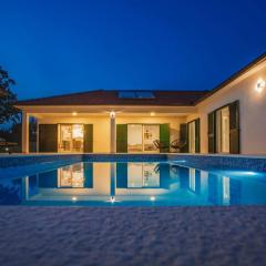 luxury villa dubravka - heated pool & suitable for disabled