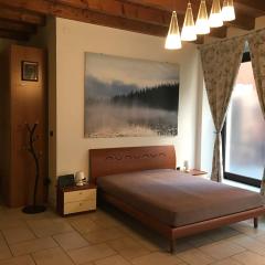 KINDLY ROBERTA centro storico Peschiera,lago relax