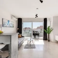 Nautilus Apartment