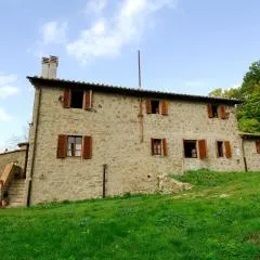 A stay surrounded by greenery - Agriturismo La Piaggia - app 2 bathrooms