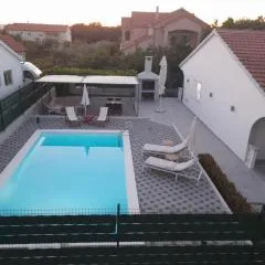 VILLA FAMILY SUKOŠAN, ZADAR