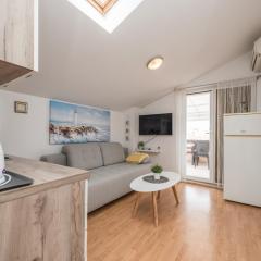 Ilia sea view apartment