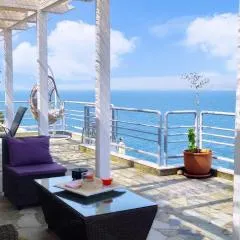 Pelagos House "the seaside experience"