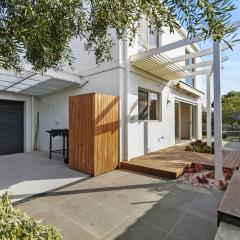 Bell Street Mansion 2 14