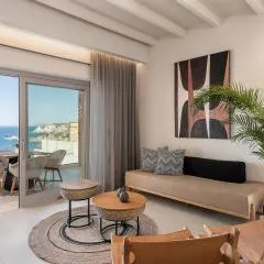 Holiday Kokomo Thea Villa with Private Pool, close to beach
