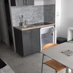 Studio - Marina 4 - 17 allée des Pinons - 2-1