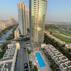 Cozy 2 BR apt Golf Tower Greens, stunning Golf views