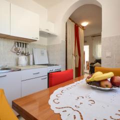Apartment Amadea-2 by Interhome