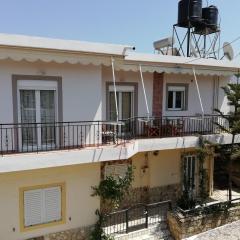 NEON Apartment, spacious, fully equipped, high-quality Apt with balcony, Messara Plain, south Crete