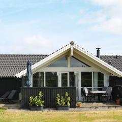 6 person holiday home in Hadsund