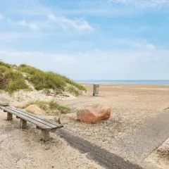 Seaside Serenity in TAYsinge-By Traum