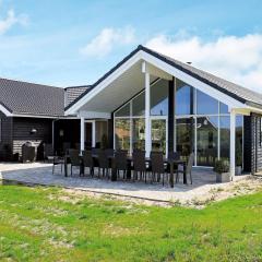 18 person holiday home in Ringk bing