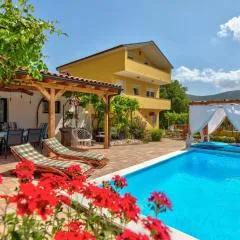 Holiday Home Villa Anđelika by Interhome