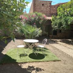 Maison catalane avec jardin