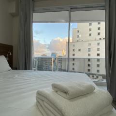 Flat de luxo centro SP com piscina,academia,lavanderia,garagem e segurança 24h