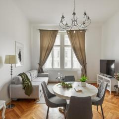 Deluxe Apartment in Lesser Town by Prague Days