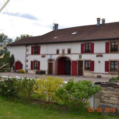 Gîte Granges-Aumontzey-Aumontzey, 5 pièces, 10 personnes - FR-1-589-231