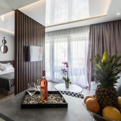 Przice Gardens Apartment with Pool