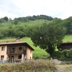 APARTAMENTOS RURALES BUXIL