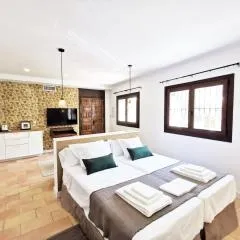 Apartamentos Tres Llaves Palacio de Vela de los Cobos
