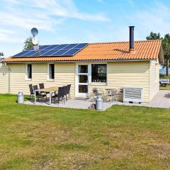 6 person holiday home in Hadsund