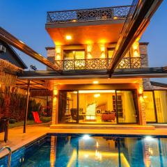 Söğüt 1 - 4 Bedroom with jacuzzi in Fethiye