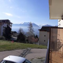 Appartement T2 entièrement rénové dans résidence calme