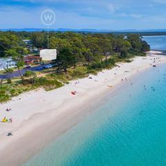 Beachfront Luxury by Experience Jervis Bay