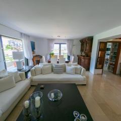 NEW!! Enjoy the Sea View at Fully Equipped 2BR House