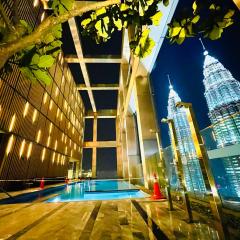 Tropicana The Residences KLCC CozeeStay