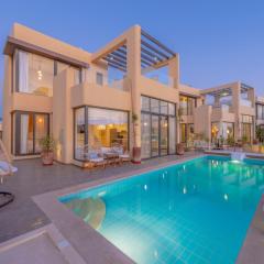 La Casa de Playa Tawila on Island 4BR Private with Heated Pool
