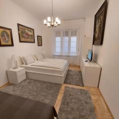 Melinda Apartment 2