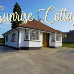 Sunrise Cottage on shores off Lough Gowna