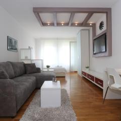 New Belgrade Apartment Belville, parking 5 evra dan