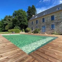 La Lande du Rest - Le Quillio Magnifique ancienne ferme de notables avec piscine chauffée