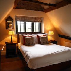 Bear and Ragged Staff