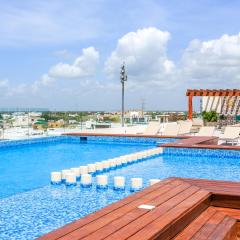 Stunning Marea with Stellar Oceanview Rooftop Pool!