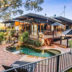Elements - Echuca Holiday Homes