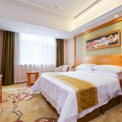 Vienna Hotel Nanjing Pukou Middle Puzhu Road