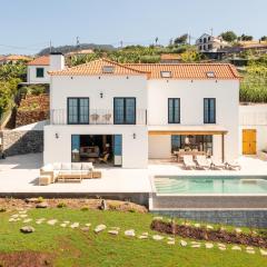 Villa Horizonte Azul by HR Madeira