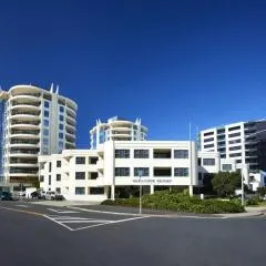 Oceanside Resort Internal Ground Floor Studio Unit Privately Owned in Mt Maunganui No External window or Air Conditioning