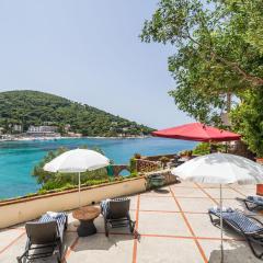 Boutique & Beach Hotel Villa Wolff