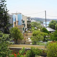 Beachfront apartment in keratokampos