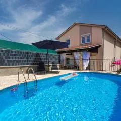 Apartment With A Private Swimming Pool, Garden & BBQ