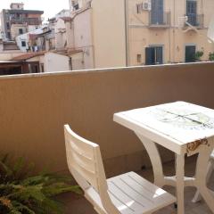 Palermo old style - Boutique apartment with terrace in center city